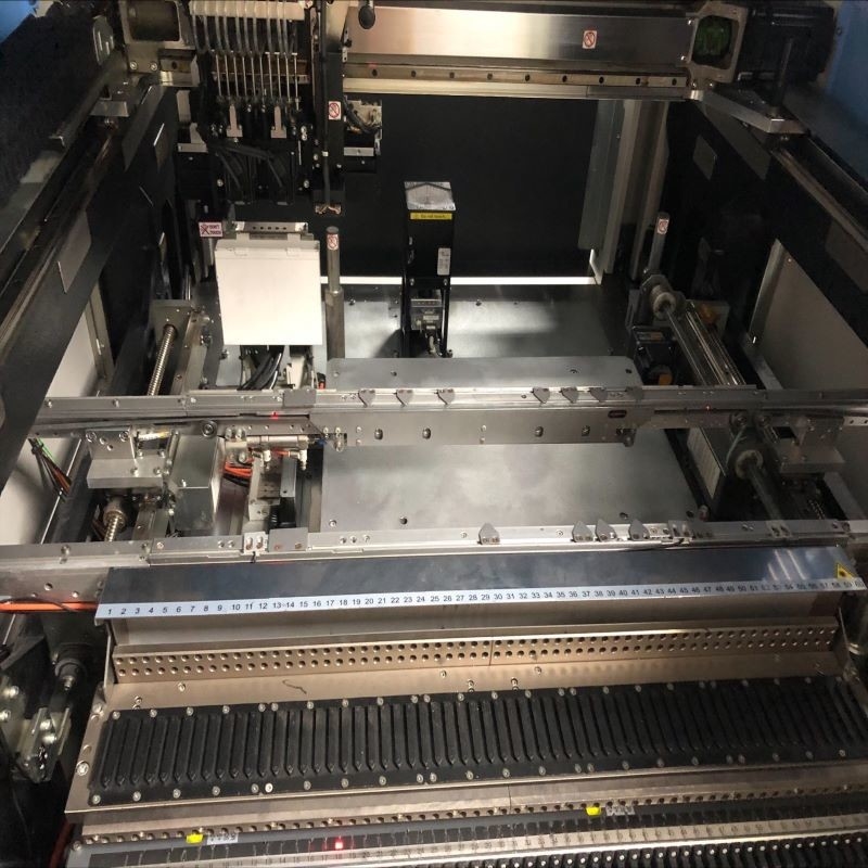 YAMAHA YS12 Pick and Place machine